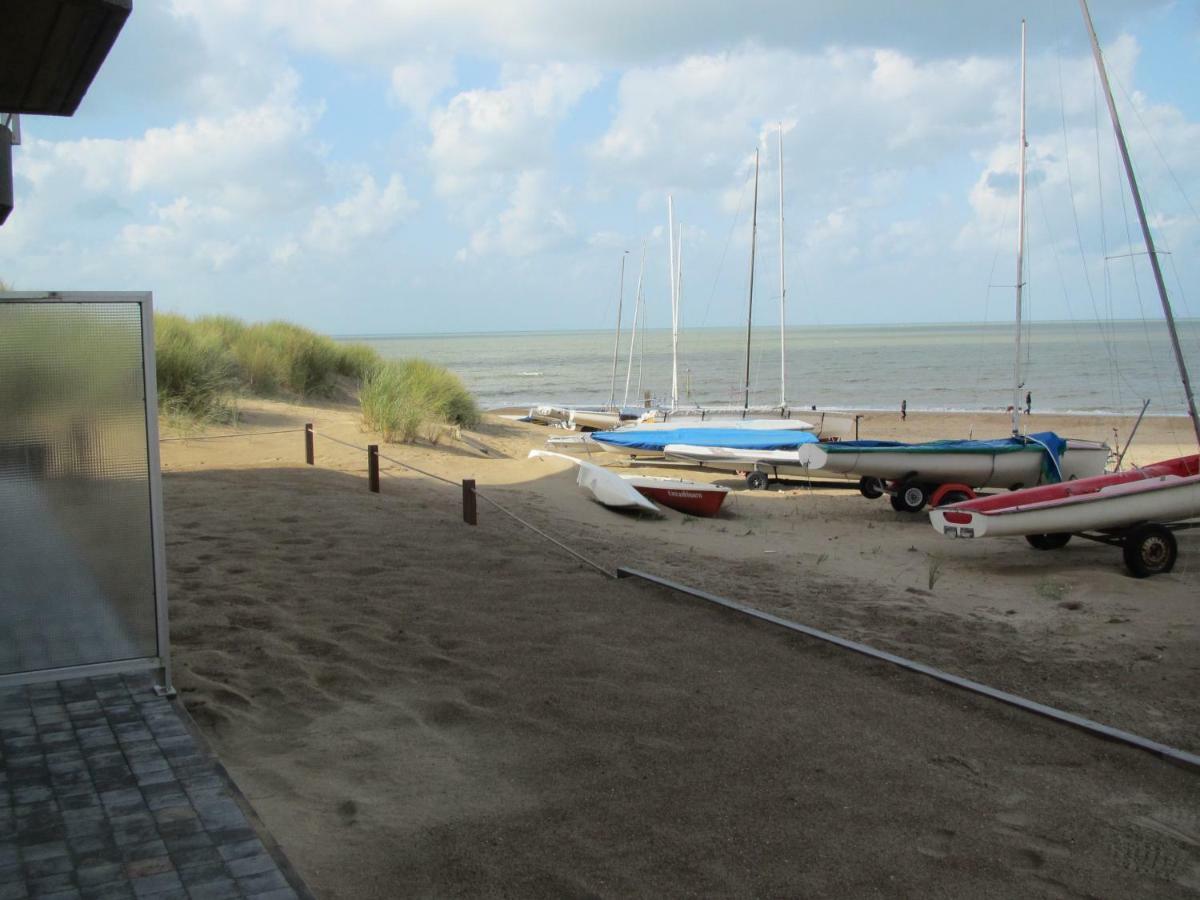 Malibu Beach Koksijde Exterior photo